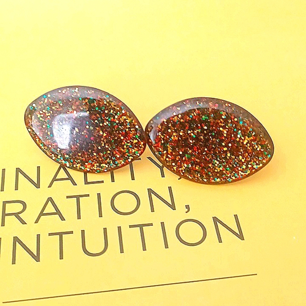 Vintage glitter post earrings